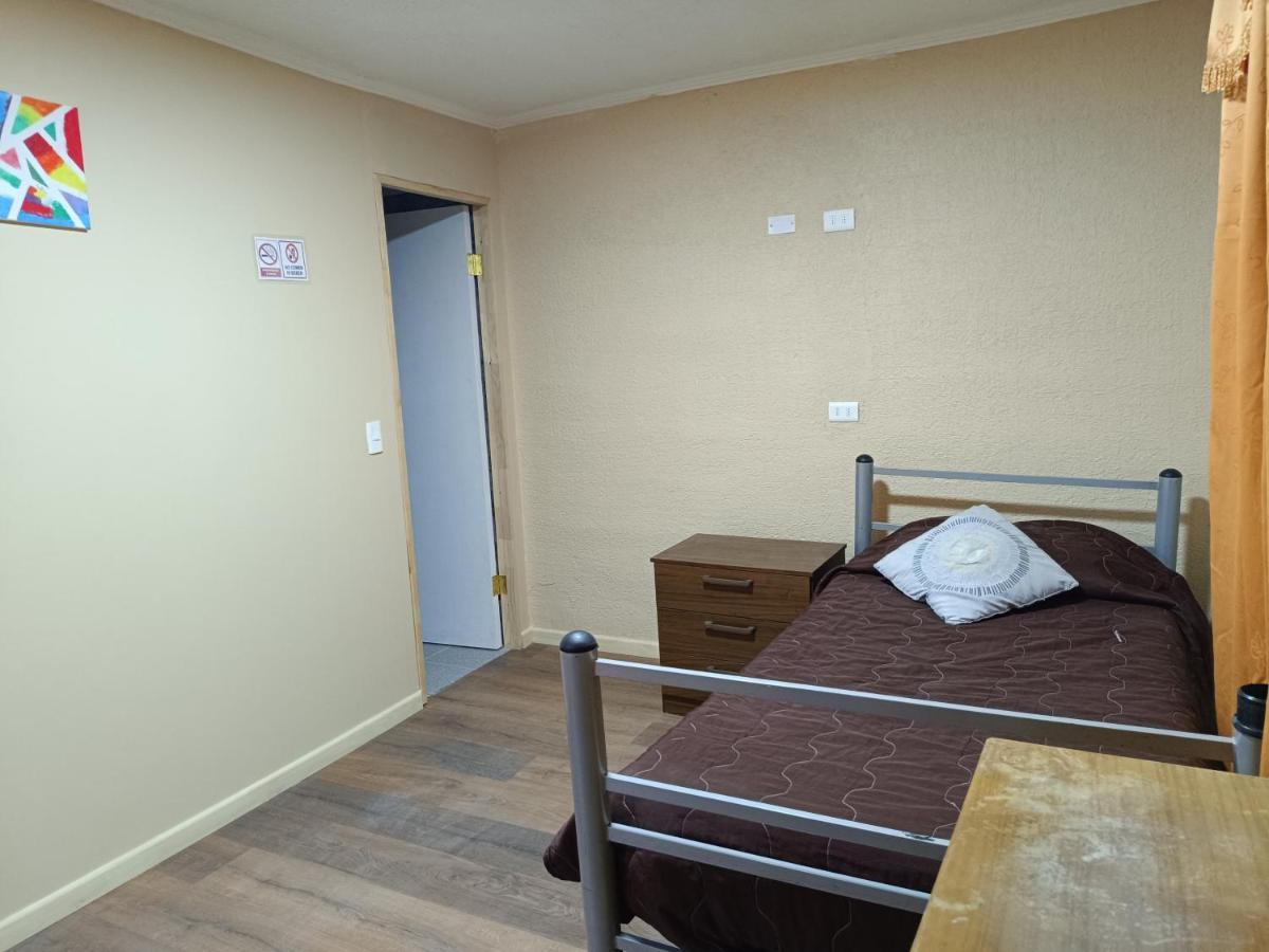 Hostal Ollague, Habitaciones Con Bano Privado Calama Exterior foto